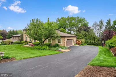 3220 Round Hill Road, York, PA 17402 - Photo 5