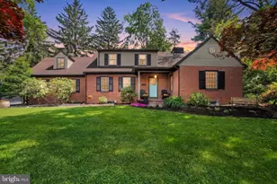 972 Somerset Ln, York, PA 17403 - Photo 1