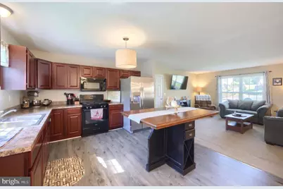 18 E High Street, Yoe, PA 17313 - Photo 15