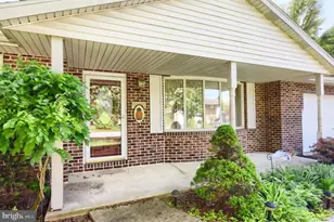 1970 Hampton Rd, York, PA 17408 - Photo 5