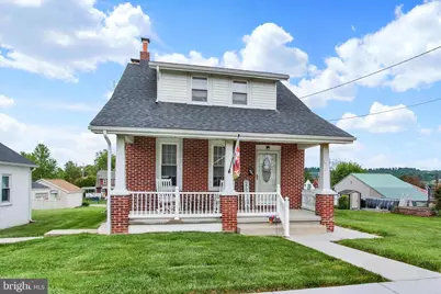 125 N High Street, Spring Grove, PA 17362 - Photo 1