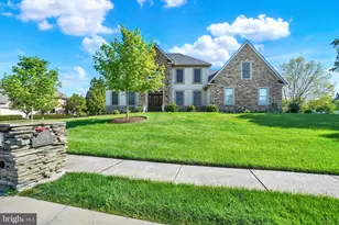 1302 Wicklow Dr, York, PA 17404 - Photo 3