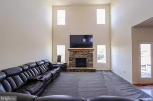 1279 Aylesbury Ln, York, PA 17404 - Photo 19