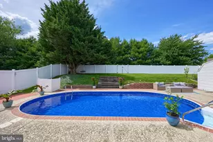 170 Overview Cir W, Red Lion, PA 17356 - Photo 47