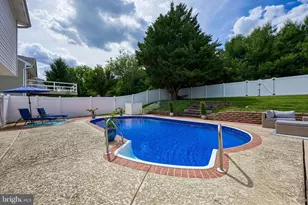 170 Overview Cir W, Red Lion, PA 17356 - Photo 39
