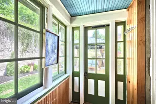 39 Cottage Ave, Glen Rock, PA 17327 - Photo 15