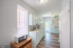 529 Thomas St, York, PA 17404 - Photo 13