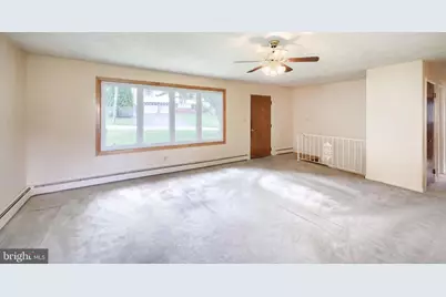 457 Holyoke Drive, York, PA 17402 - Photo 9