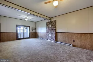 1789 Roosevelt Ave, York, PA 17408 - Photo 7