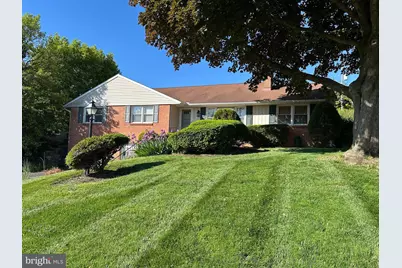 1748 Crescent Road, York, PA 17403 - Photo 3