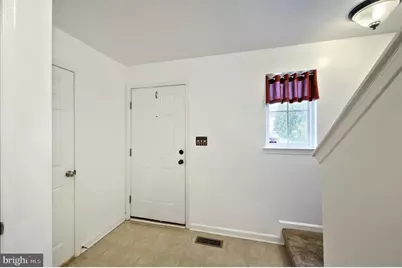 425 Lakeview Drive, Spring Grove, PA 17362 - Photo 15