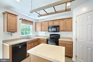 425 Lakeview Dr, Spring Grove, PA 17362 - Photo 21