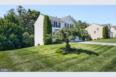 425 Lakeview Drive, Spring Grove, PA 17362 - Photo 3