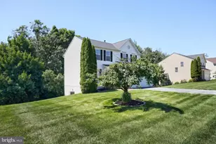 425 Lakeview Dr, Spring Grove, PA 17362 - Photo 3