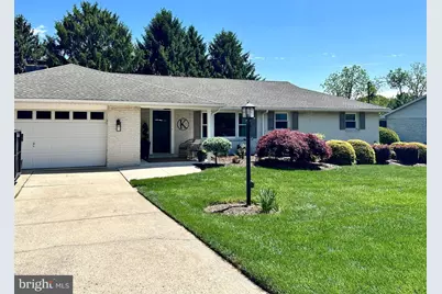 3126 Skylight Drive E, York, PA 17402 - Photo 3