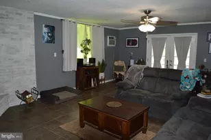 595 Wago Rd, Mount Wolf, PA 17347 - Photo 11
