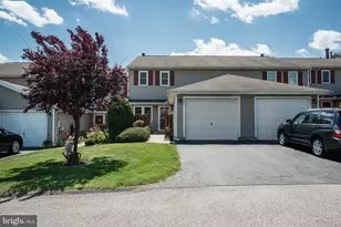 603 Bentwood Ln, York, PA 17408 - Photo 1
