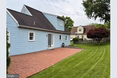 3819 Kings Arms Lane, York, PA 17402 - Photo 3