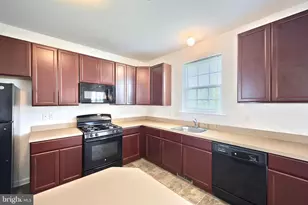 2312 Sunny Hill Cir, York, PA 17406 - Photo 19