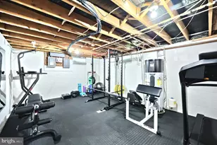 2090 Loman Dr, York, PA 17408 - Photo 33