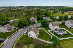 951 Kavanagh Cir, Red Lion, PA 17356 - Photo 9