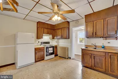 324 E Main Street, Dallastown, PA 17313 - Photo 5