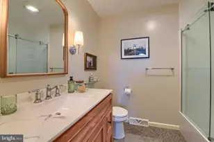8 Haverford Cir, Manchester, PA 17345 - Photo 21