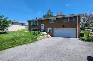 2029 Derry Rd, York, PA 17408 - Photo 3