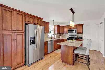 132 Meadow Hill Drive, York, PA 17402 - Photo 9