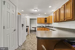 1371 Chami Dr, Spring Grove, PA 17362 - Photo 15