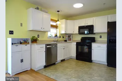235 Fisher Drive, York, PA 17404 - Photo 9