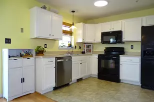 235 Fisher Dr, York, PA 17404 - Photo 9