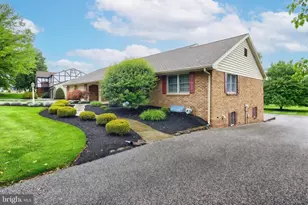 1435 Detwiler Dr, York, PA 17404 - Photo 13