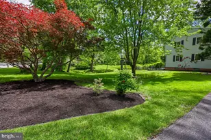 2105 Southbrook Dr, York, PA 17403 - Photo 5