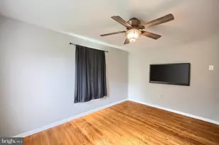 724 Village Rd, York, PA 17404 - Photo 19