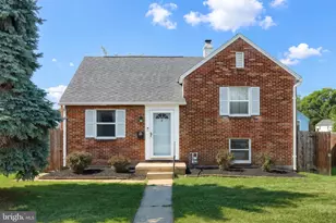 724 Village Rd, York, PA 17404 - Photo 3
