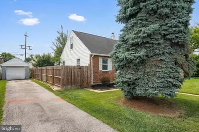 724 Village Road, York, PA 17404 - Photo 7