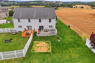 560 Nantucket Dr, Red Lion, PA 17356 - Photo 41