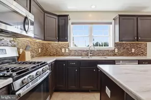 560 Nantucket Dr, Red Lion, PA 17356 - Photo 15