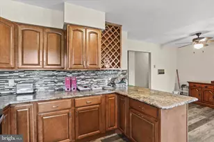 88 Sunset Dr, Hanover, PA 17331 - Photo 9