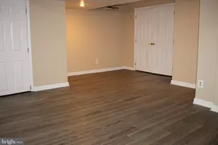 24 Ovelton Ave, Stewartstown, PA 17363 - Photo 3