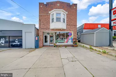 318 Carlisle Street, Hanover, PA 17331 - Photo 1