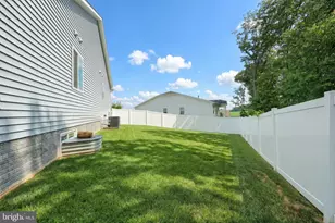 61 Black Oak Ct, Stewartstown, PA 17363 - Photo 9