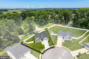 61 Black Oak Ct, Stewartstown, PA 17363 - Photo 5