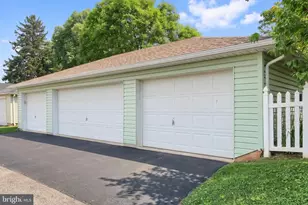 8 N Fourth St, Mount Wolf, PA 17347 - Photo 9