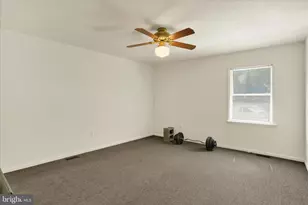 24 Keeney Sunset Dr, Shrewsbury, PA 17361 - Photo 19