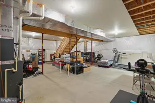 135 Surrey Ln, York, PA 17402 - Photo 37