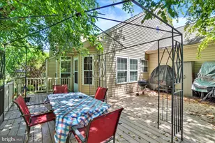 1050 Cranberry Ln W, York, PA 17402 - Photo 27