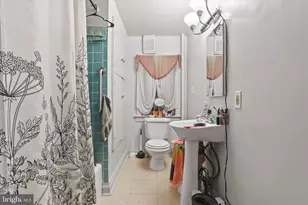 1228 Broadway, Hanover, PA 17331 - Photo 15