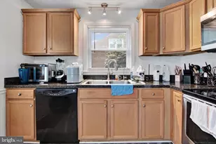 177 S 6th St, Mount Wolf, PA 17347 - Photo 9